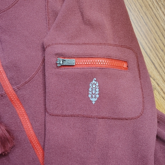 FP Movement Women's Turtleneck Sweatshirt, Full Stretch,sz S, running, Relaxeed. - Picture 7 of 16